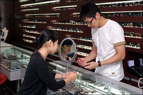 眼镜店100%成交的秘诀,其实就这么简单!_手机网